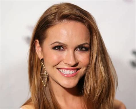 chrishell age|Chrishell Stause (Selling Sunset) Bio, Wiki, Age, Spouse, Worth,。